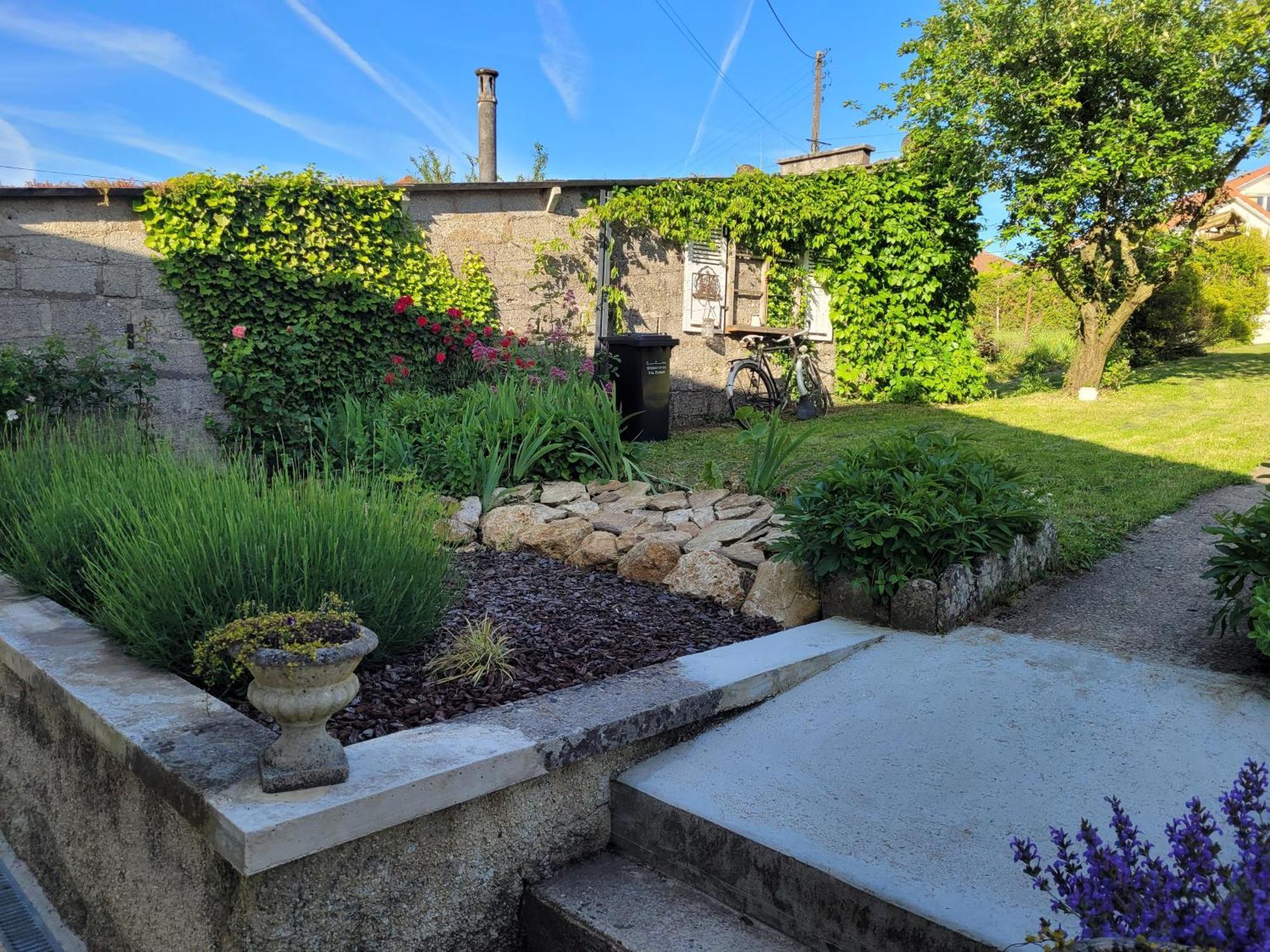 Maison Lombardi - Gite 6 Personnes 4 Etoiles Dun-sur-Meuse Εξωτερικό φωτογραφία